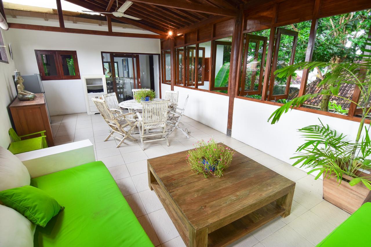 Tiga Lima Hotel
